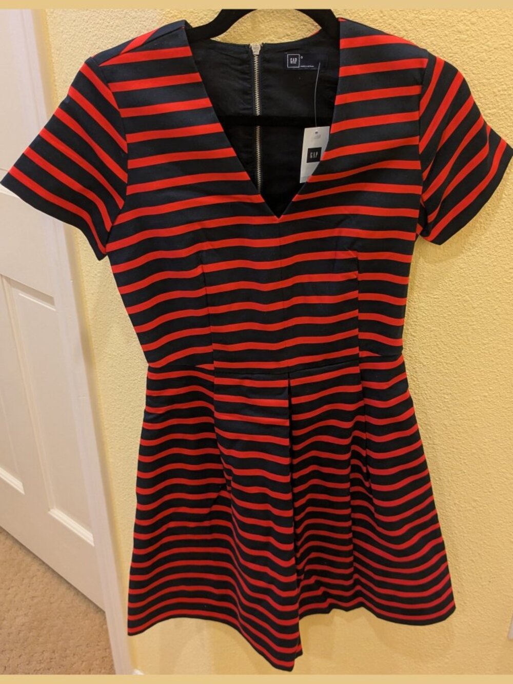 NWT GAP Women's Multicolor Midi Fit & Flare Dress Striped Evening Zipper Size 0